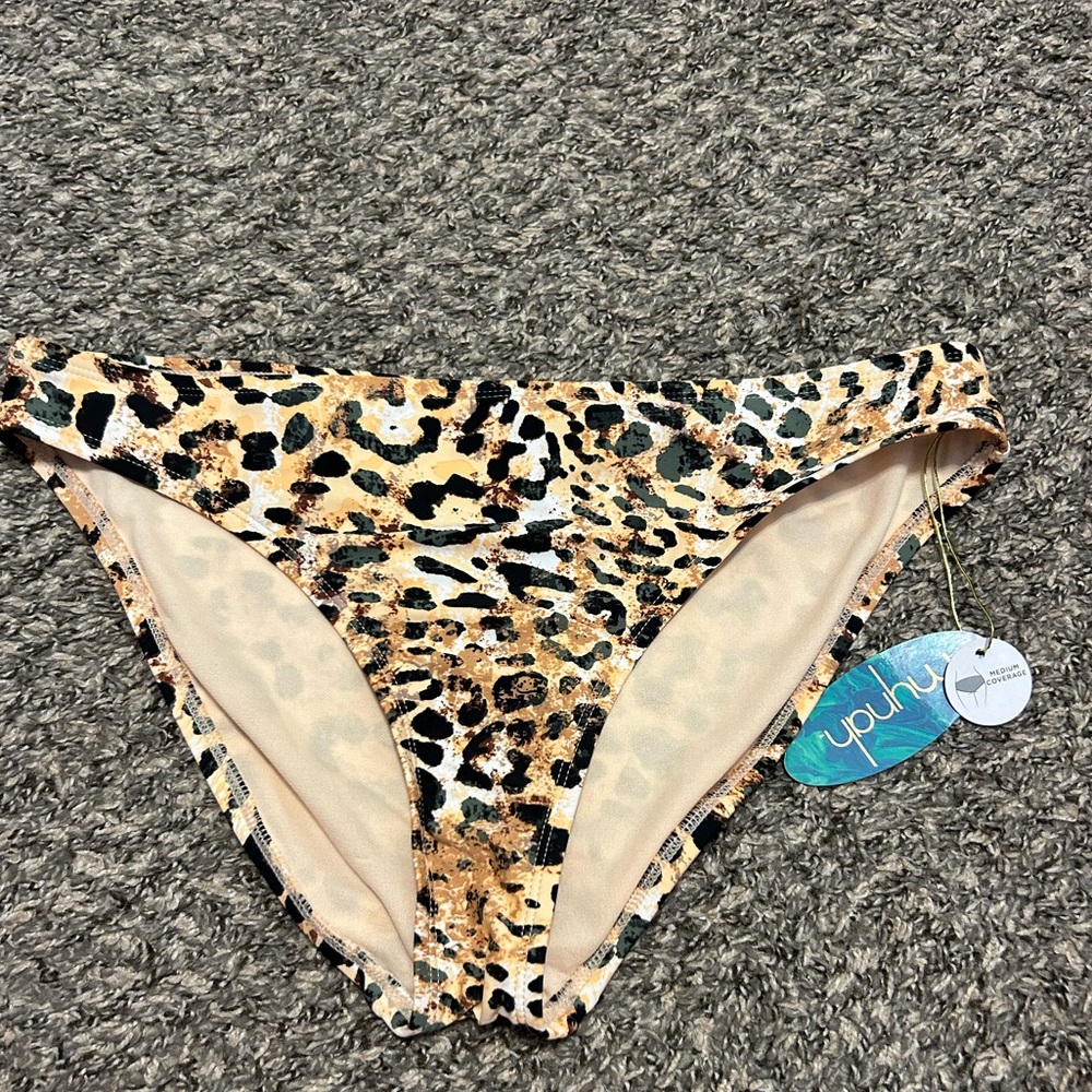 Mynah Cheetah print bikini bottoms